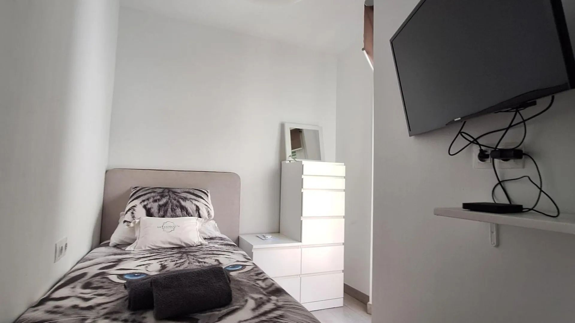 Apartment The 2 Bed-Roof Terrace-Apartment Malaga